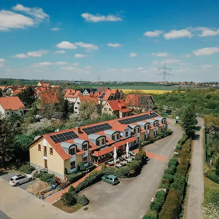 Отель Landhotel 3*