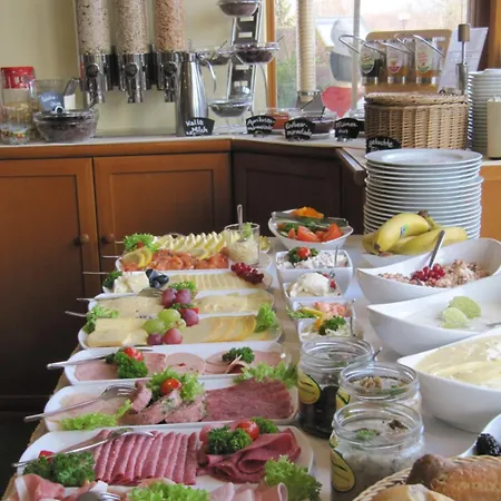 Hotel Landhotel Dresden 3*