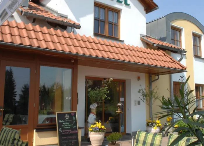 Landhotel Dresden Hotel 3*