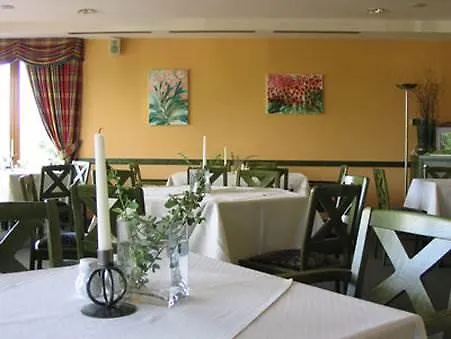 Landhotel Dresden 3*