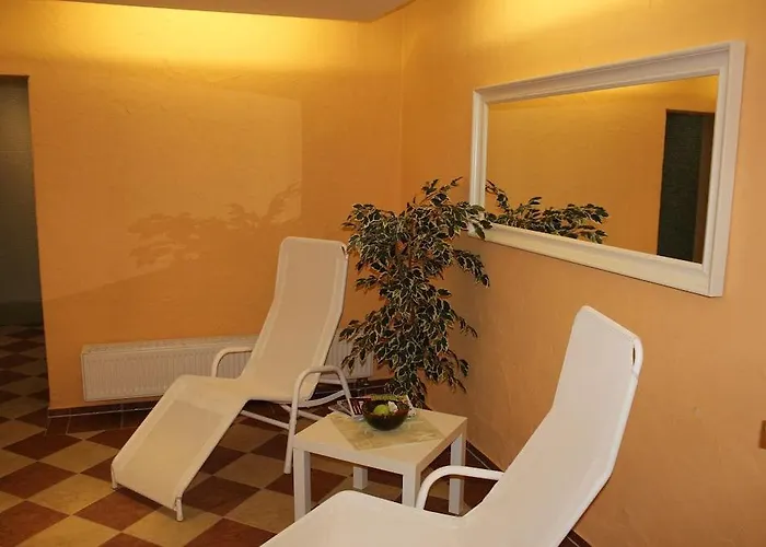 מלון Landhotel Dresden 3*