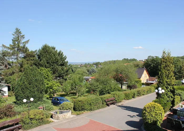 מלון Landhotel Dresden 3*