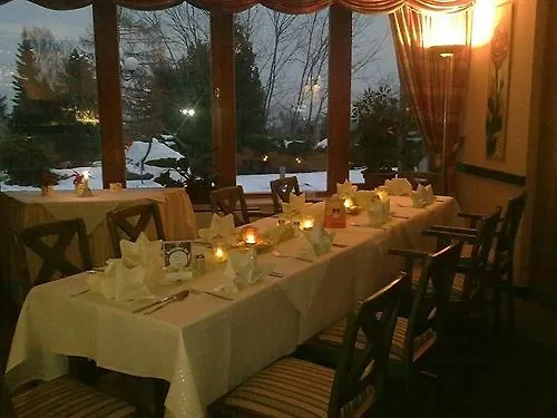 Landhotel Dresden מלון