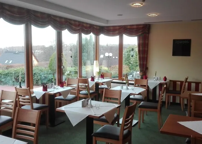 Landhotel Dresden מלון 3*